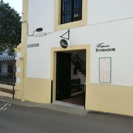 Cream Loft Siente Jerez Parking Incluido شقة