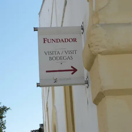 Cream Loft Siente Jerez Parking Incluido * ヘレス